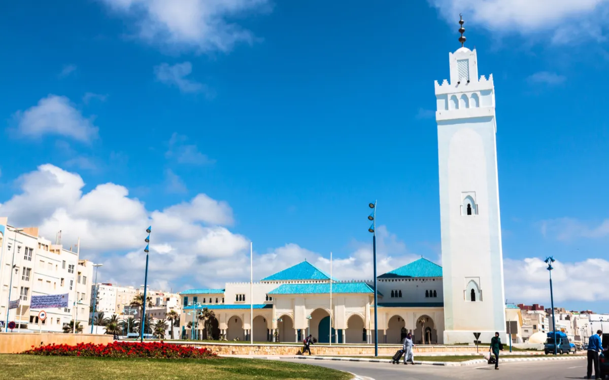 Al regresar a Marruecos, unos MRE descubren que su edificio está agrietado