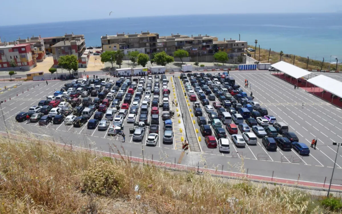 A la Aproximación del Eid al-Adha, el Paso entre Ceuta y Marruecos se Convierte en una Pesadilla