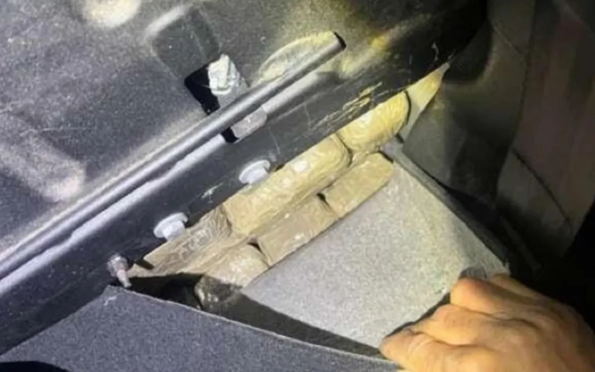 Bab Sebta : un belga detenido con 50 kilos de hachís escondidos en su coche
