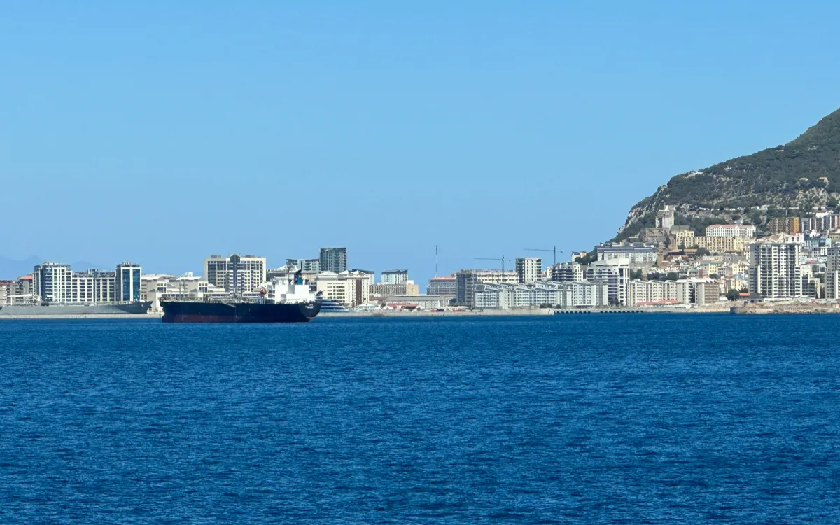 Ceuta y Melilla : España Acusada de Ceder ante Marruecos