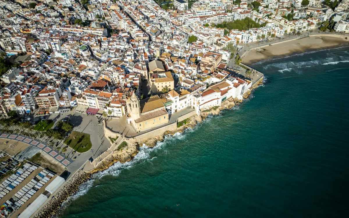 Ceuta y Melilla : las líneas discontinuas de Google Maps que enfadan a España