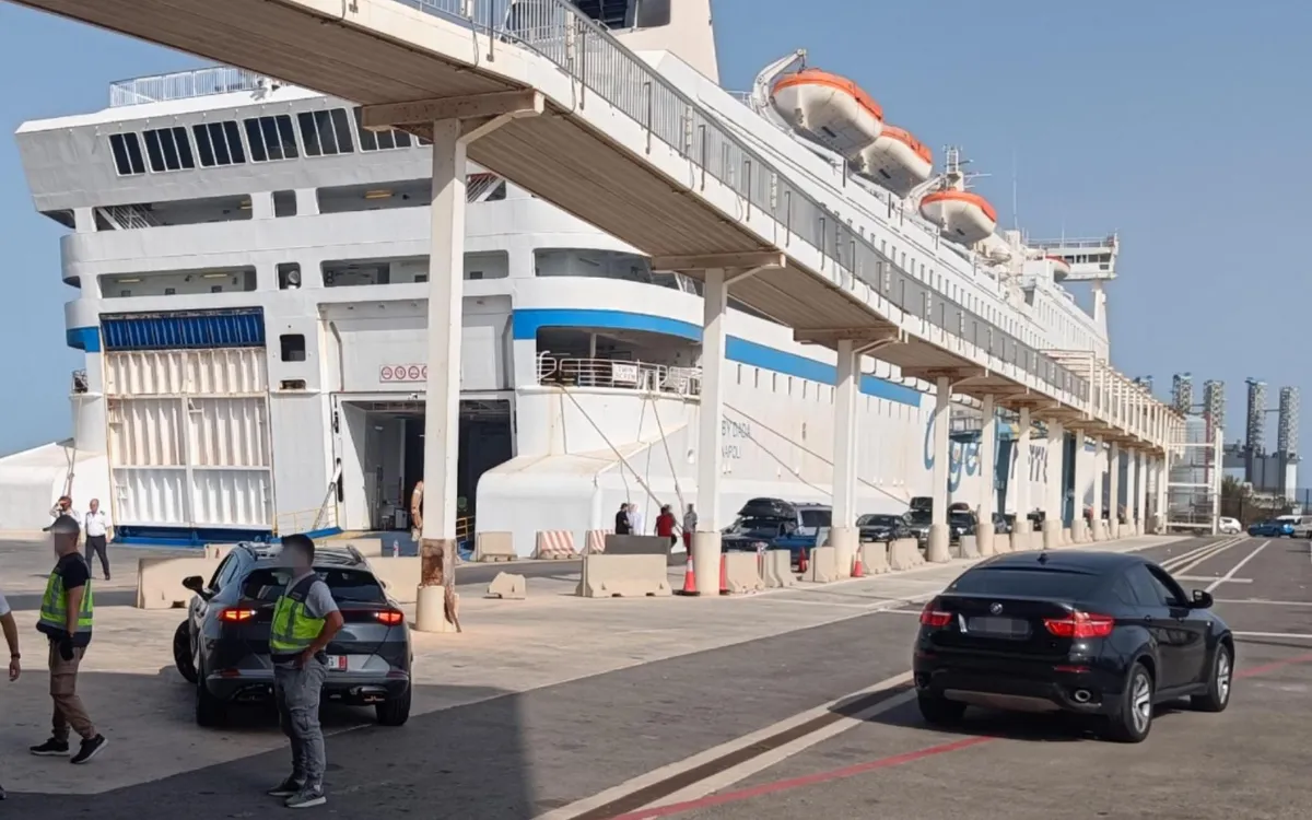 Coches robados en Marruecos vendidos en Argelia a través de España