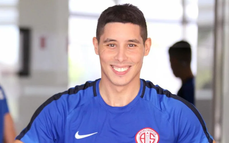 Conmoción en Marruecos : Abdelaziz Barrada, exfutbolista internacional, fallece a los 35 años