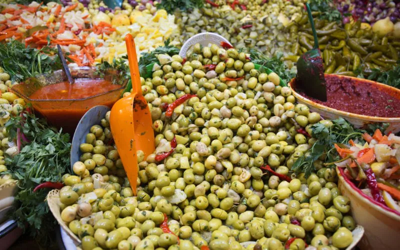 Crisis del aceite de oliva en Marruecos : precio se dispara a 100 dirhams por litro