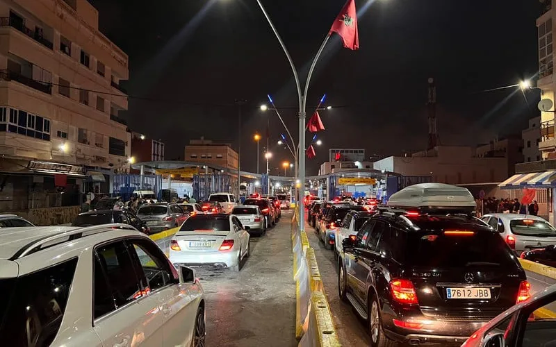 Crisis en Melilla : Marroquíes residentes en el extranjero atrapados por caos en transporte marítimo