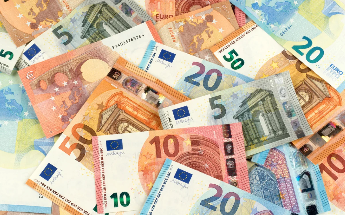 El dirham marroquí baja frente al euro