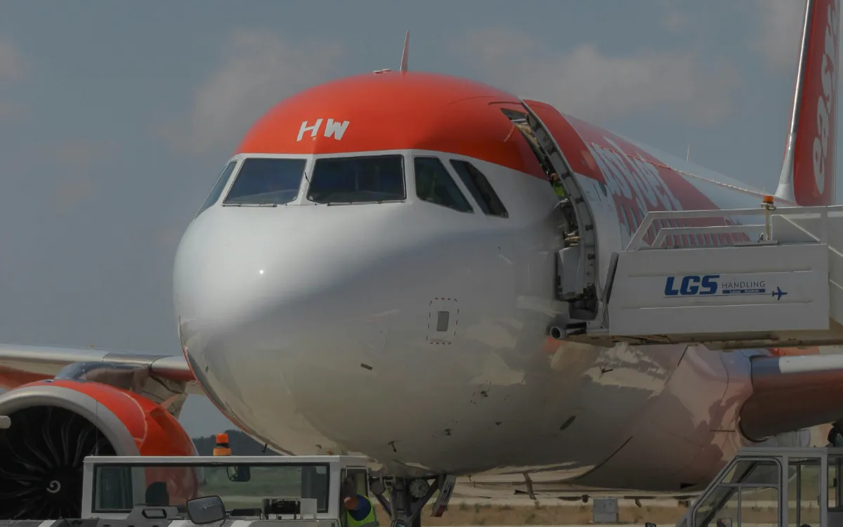 EasyJet crea 100 empleos en Marrakech… pero trae a sus tripulaciones de Francia