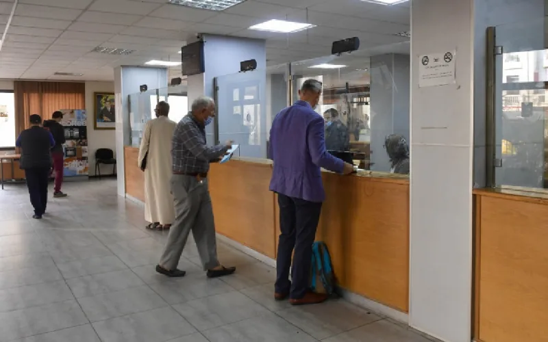 Escándalo bancario en Tetuán : Empleado huye tras vaciar cuenta de cliente fallecida