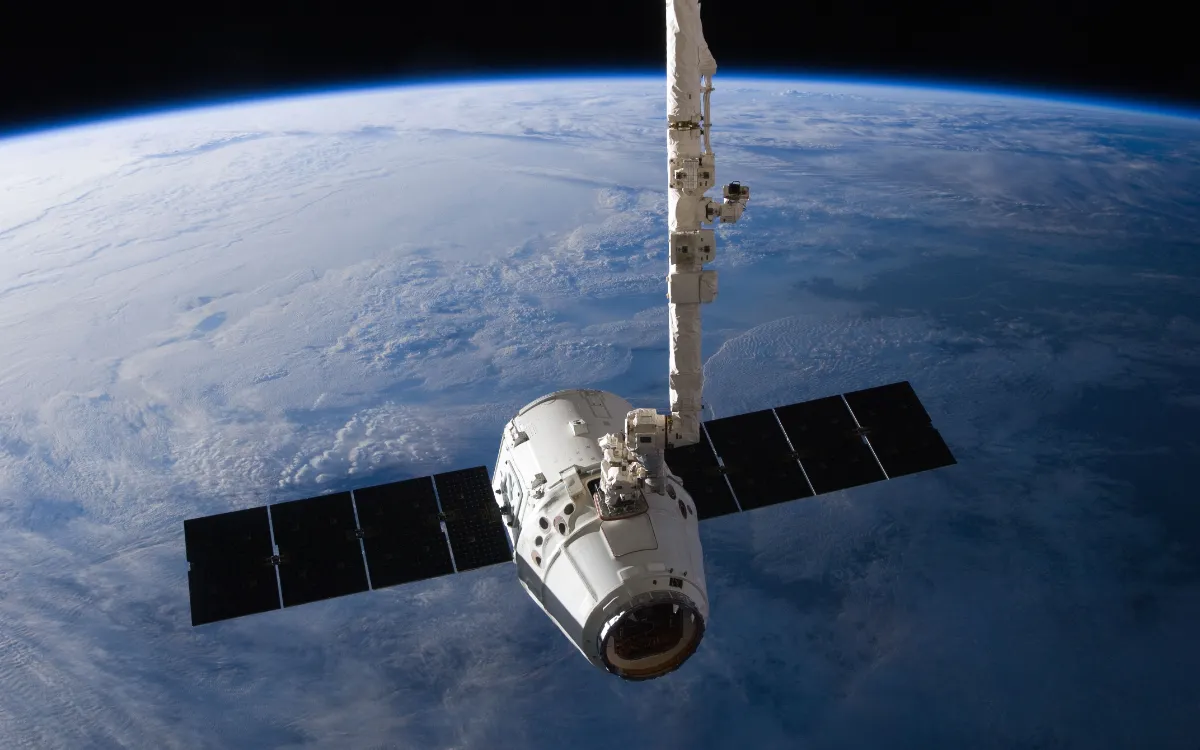 Espacio : Marruecos Entra en la Carrera a la Luna con la NASA