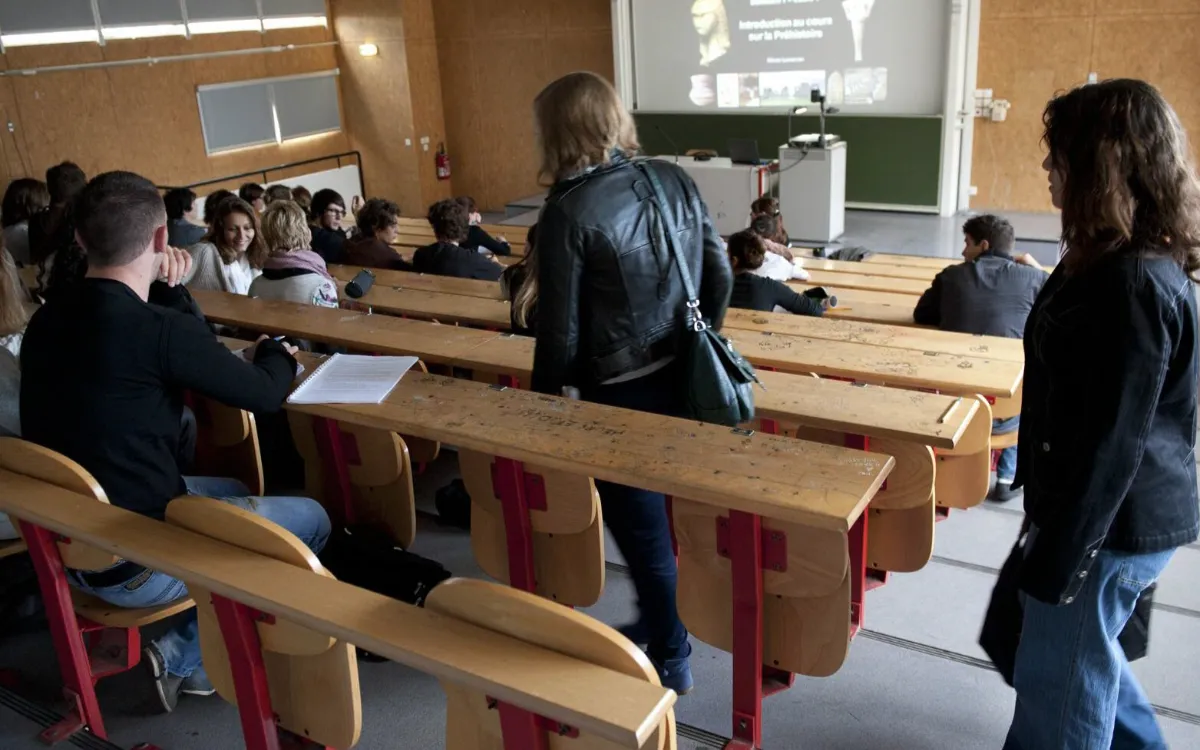 España : estudiantes extranjeros atrapados