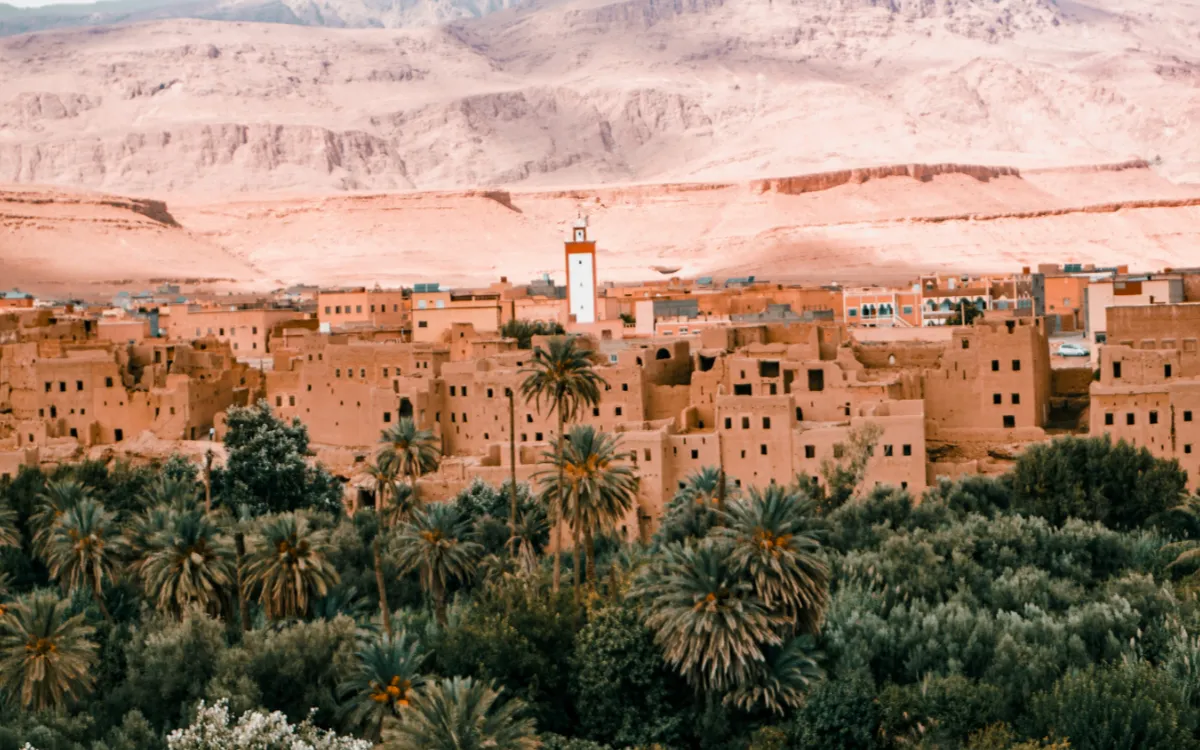 Esta noche en France 3 : Marruecos se convierte en el majestuoso escenario de "Voyage Voyage
