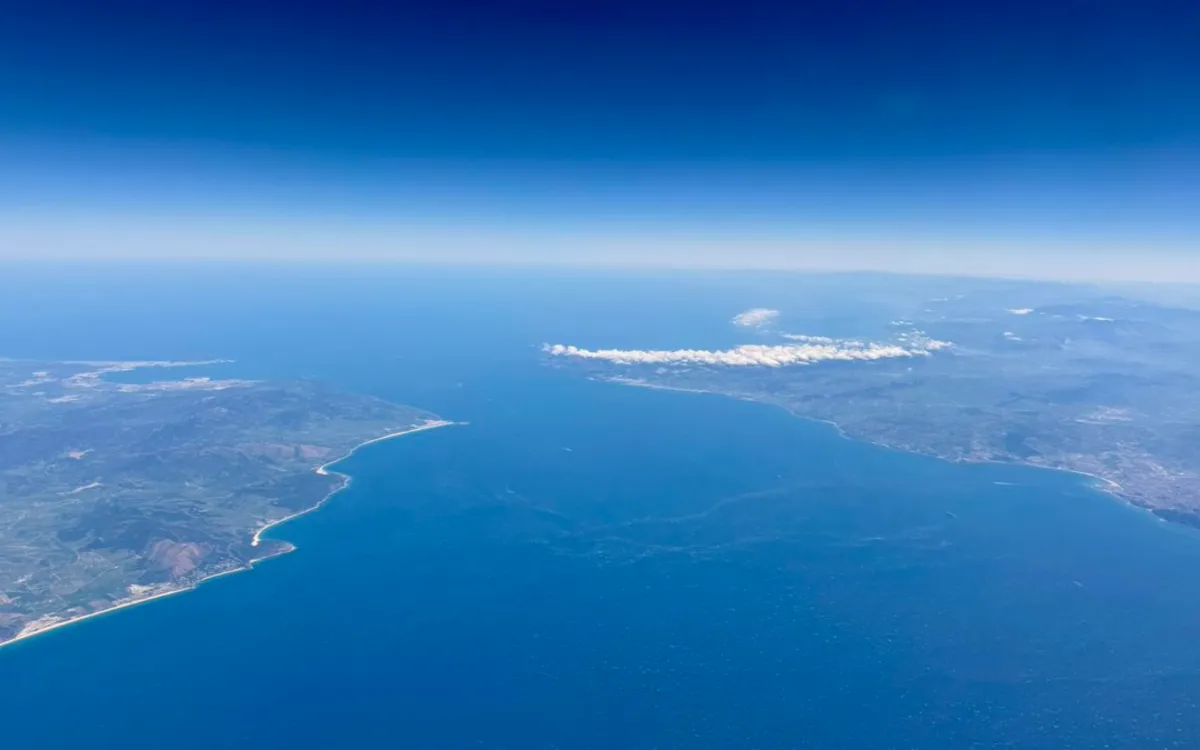 Estrecho de Gibraltar : España paralizada por el rodillo compresor marroquí