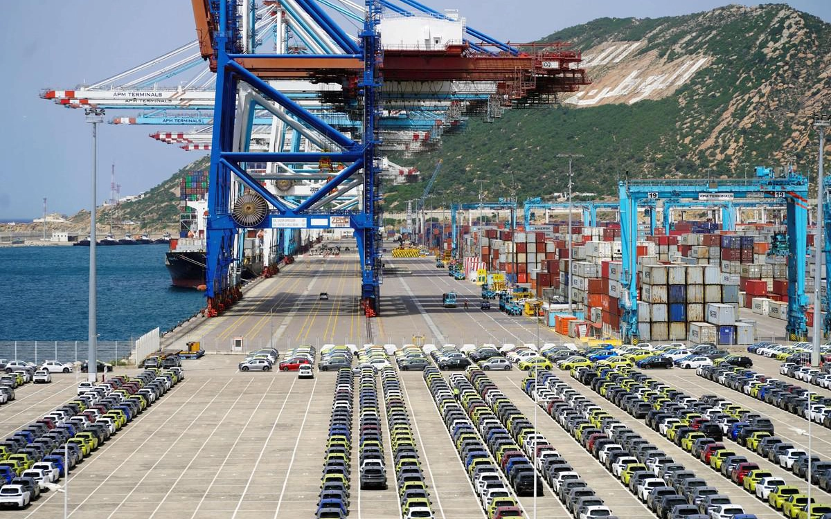 Marruecos impulsa su industria militar : Alianza con Tata para producir blindados WhAP 8x8