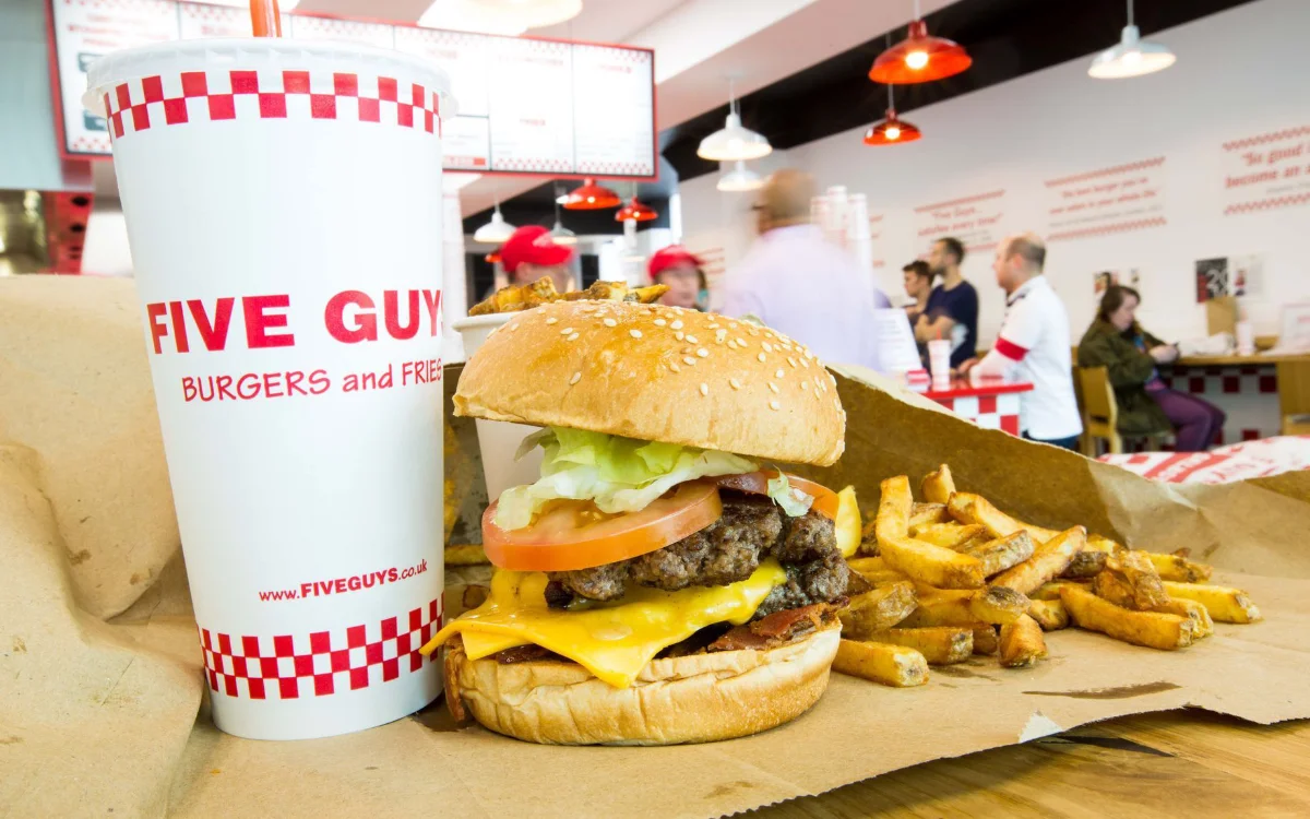 Halal : Five Guys, Quick, Pizza Hut... las cadenas de comida rápida se adaptan en Francia