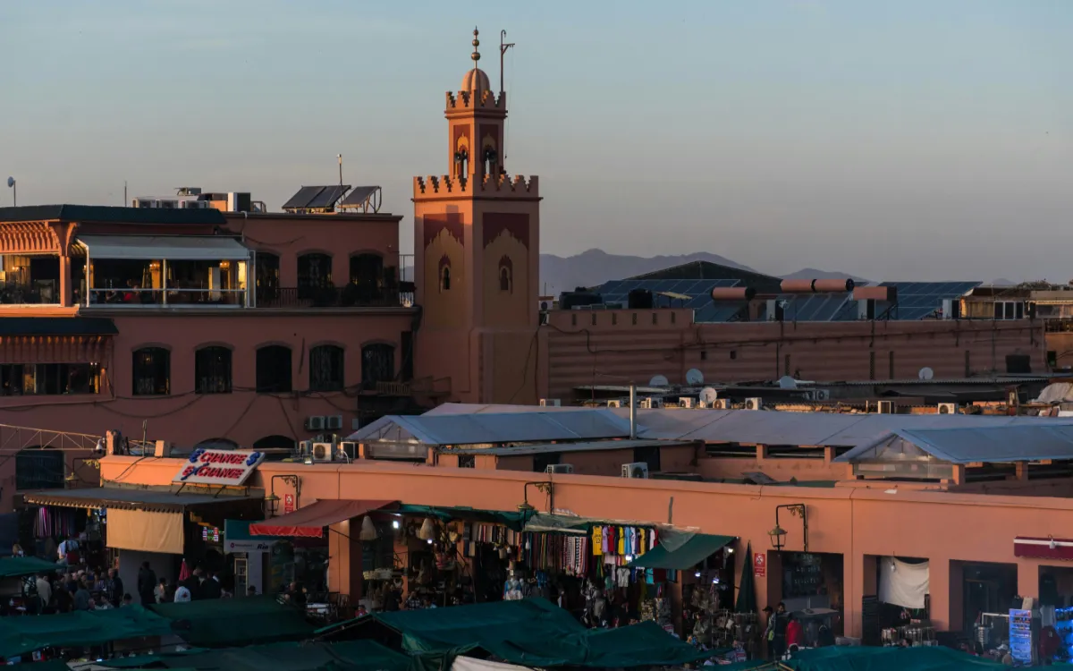 Jemaa el-Fna : Marrakech acaba con la pesadilla del estacionamiento