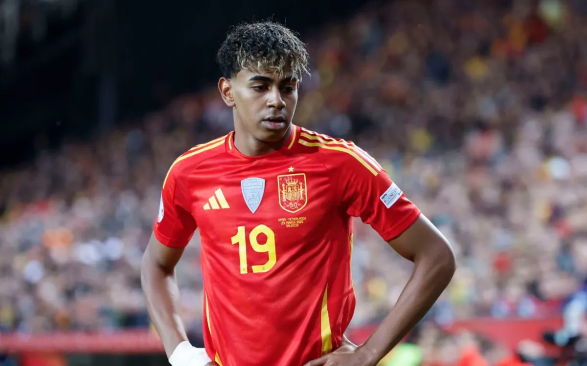 Lamine Yamal vs Messi en el Estadio de Rabat : el sueño loco de la UEFA y la Conmebol