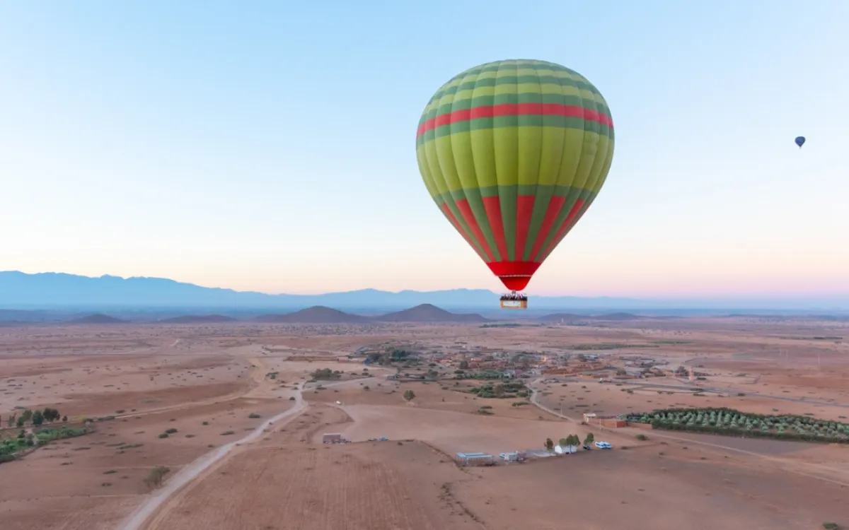 En Marrakech, los globos aerostáticos paralizados