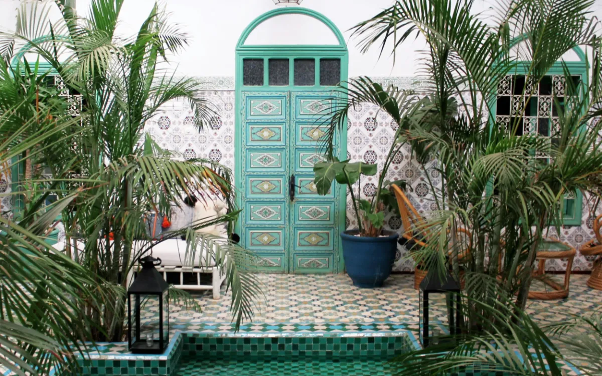 Marrakech lanza la gran limpieza y derriba sus hoteles fantasma para construir palacios