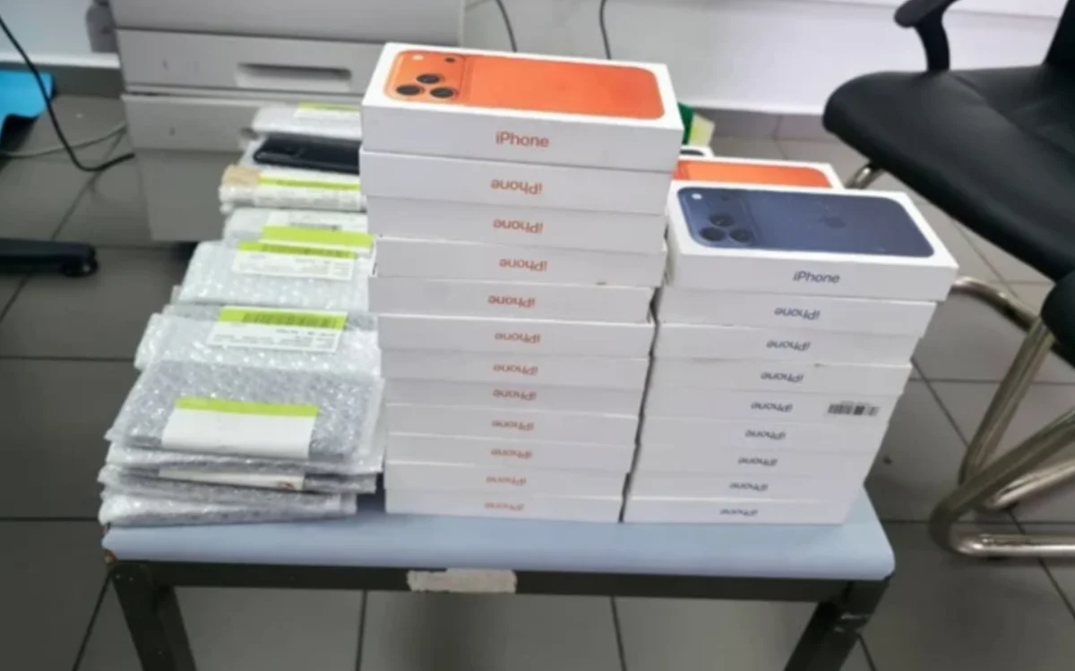 Marrakech : Unos viajeros intentaron introducir smartphones por casi 100.000 euros