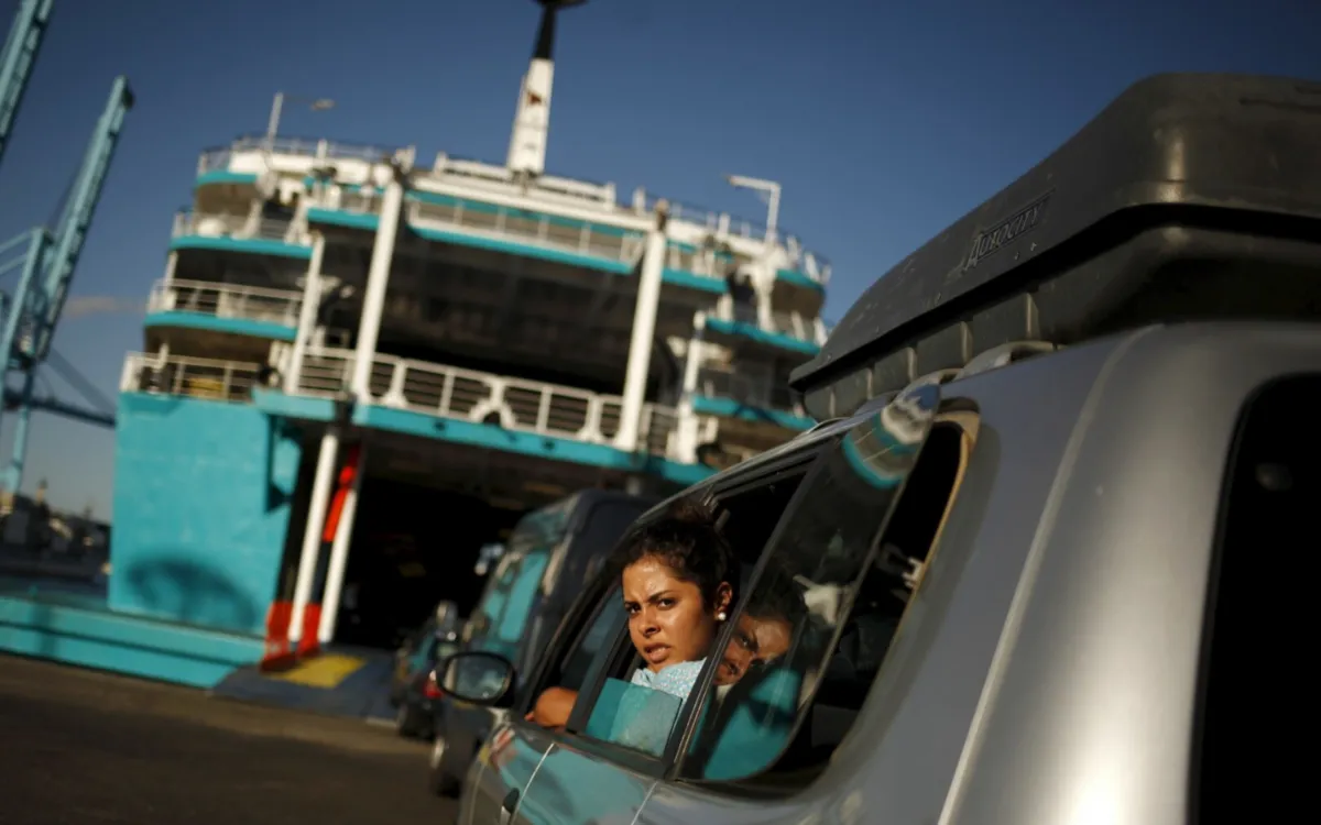 Los Marroquíes en el Extranjero Siguen Pagando Demasiado por el Barco hacia Marruecos
