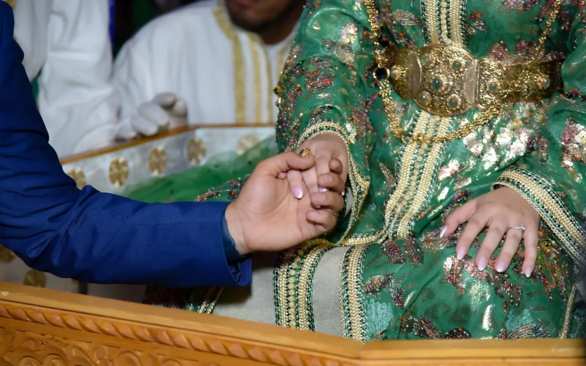 Marruecos : casi 6 de cada 10 matrimonios siguen siendo concertados por la familia