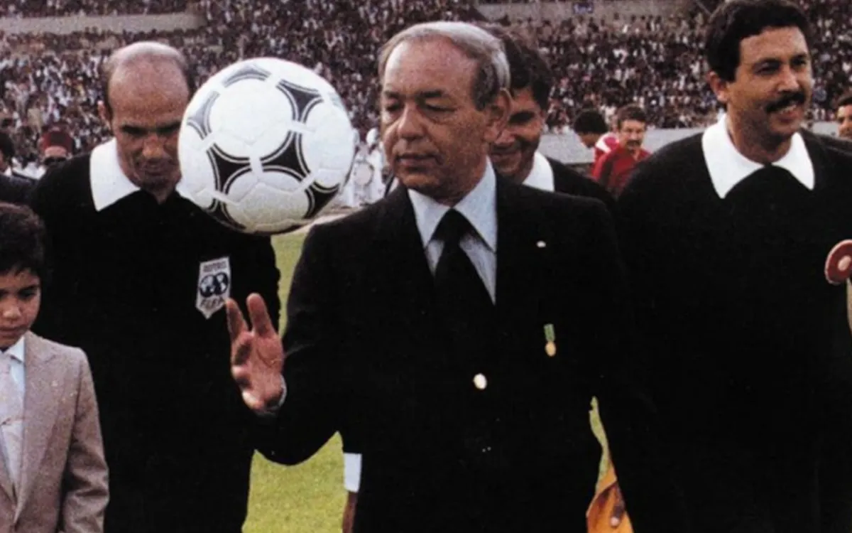 Marruecos : Cuando Hassan II Decidía la Transferencia de un León del Atlas