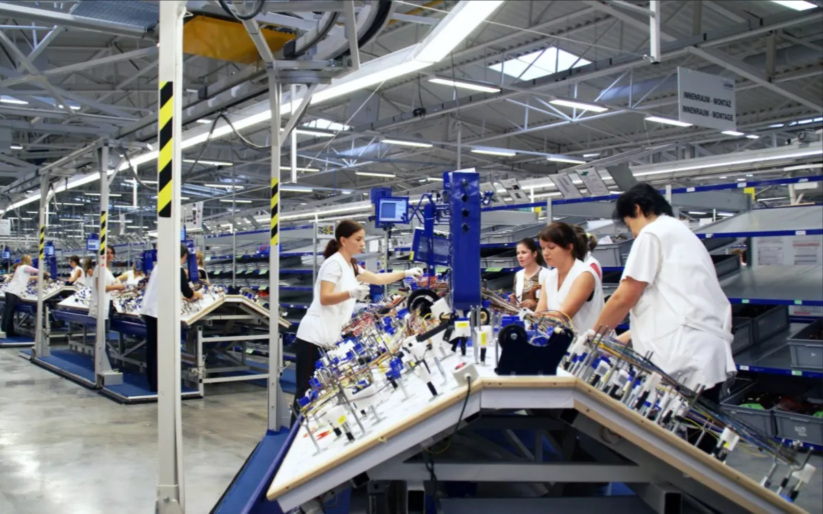 Marruecos : la fábrica alemana que cableará los coches del futuro