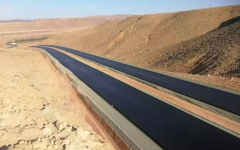 Marruecos impulsa su conectividad : 950 km de la vía expresa Tiznit-Dakhla ya operativos
