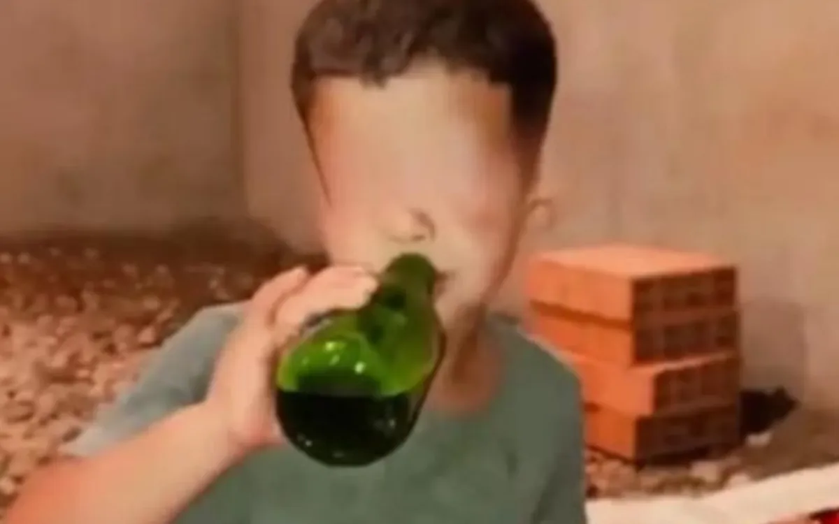 Marruecos : Obligan a beber alcohol a un niño de seis años y enfrentan hasta cuatro años de cárcel