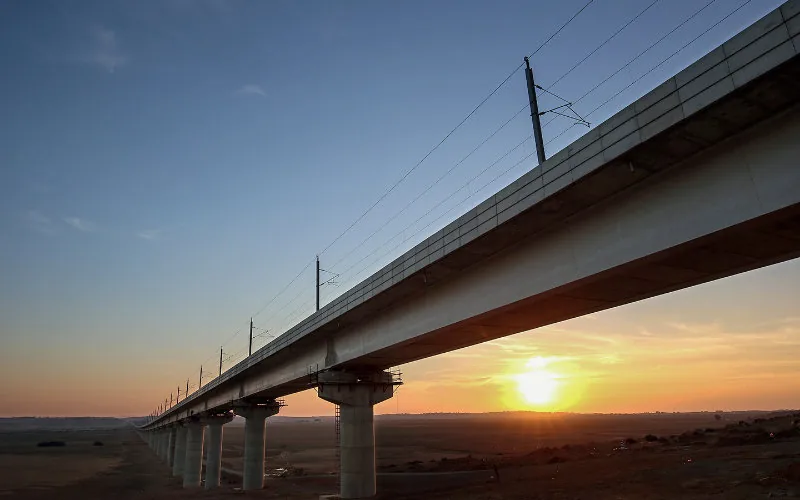 Marruecos revoluciona su red ferroviaria : 43 ciudades conectadas por alta velocidad