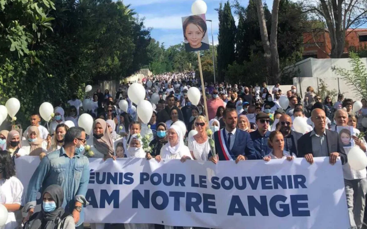 Mata a Adam en Montpellier y luego intenta huir a Marruecos : cinco años después, una placa en memoria del niño