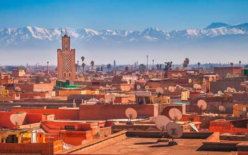 Mbappé y Hakimi lideran desfile de estrellas del fútbol en Marrakech