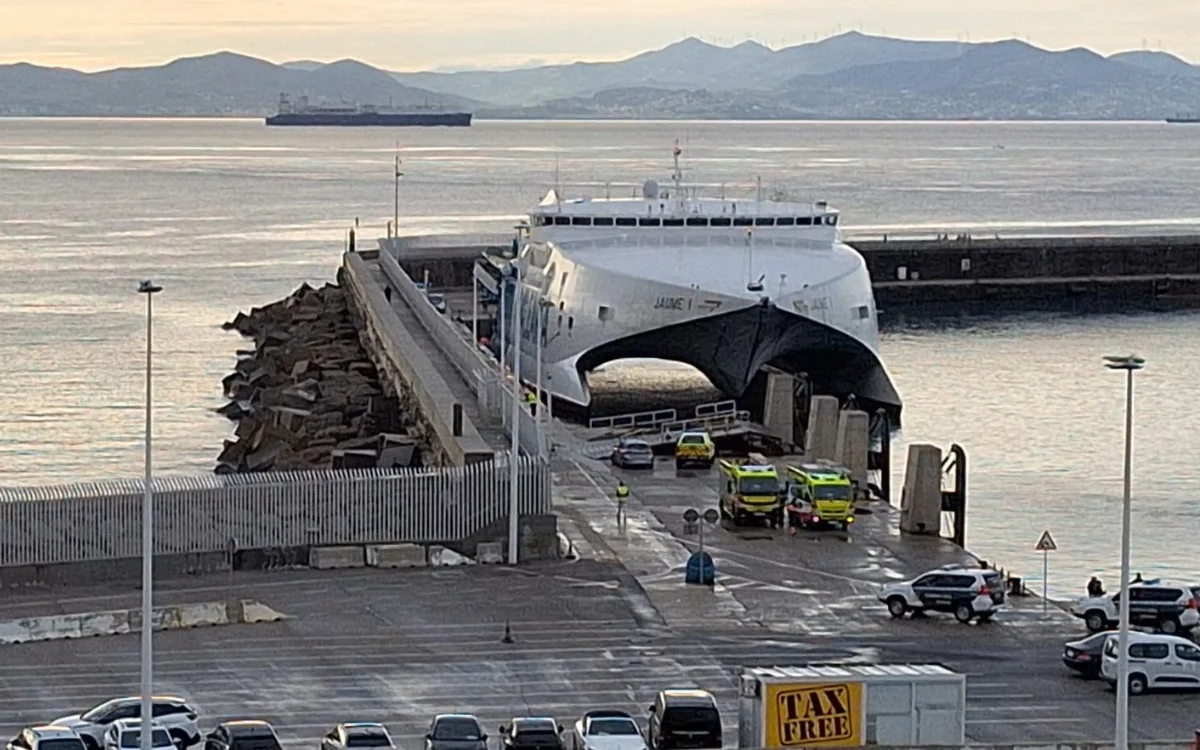 MRE, atención, no hay barco Tarifa - Tánger Ciudad