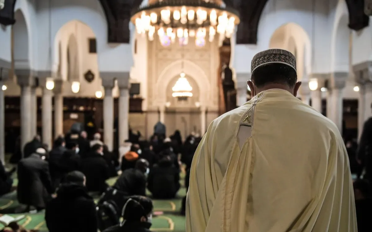 Una nueva generación devuelve protagonismo al ramadán en Francia