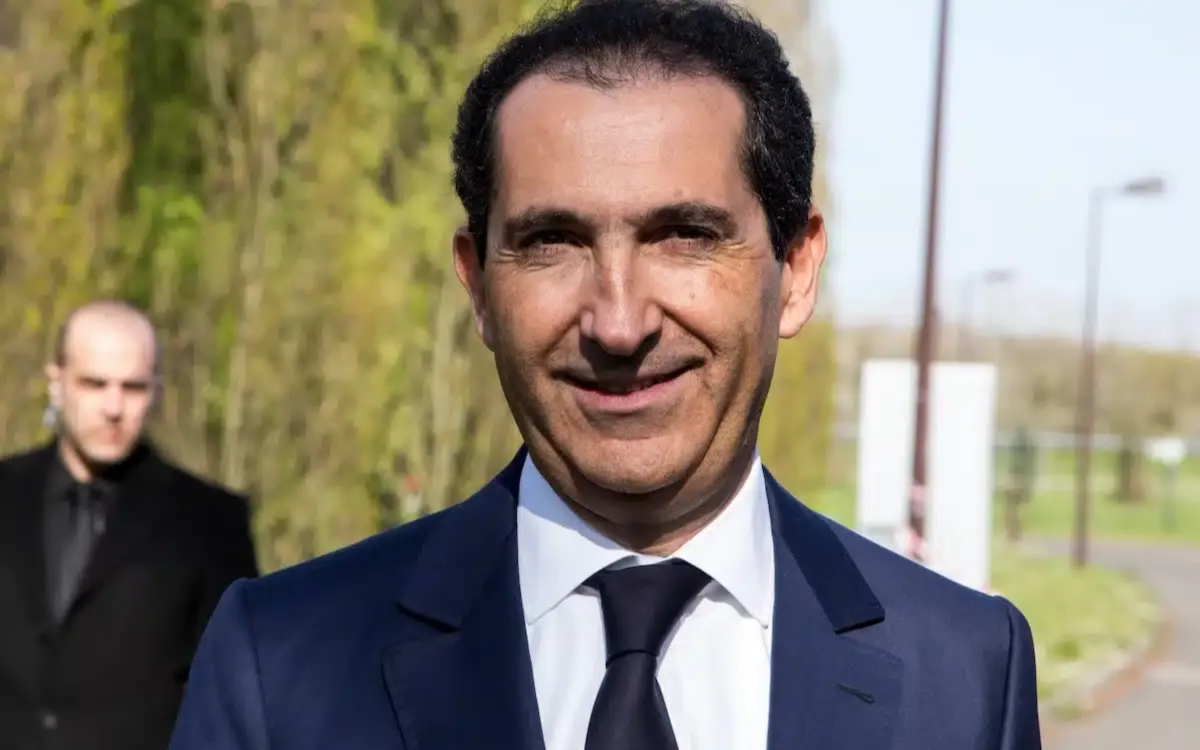 De origen marroquí, el multimillonario Patrick Drahi se prepara para ceder su joya SFR