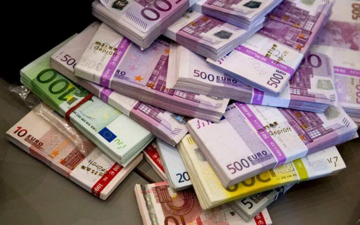 De París a Marrakech : el circuito de blanqueo de dinero de Eddy L. ante la justicia