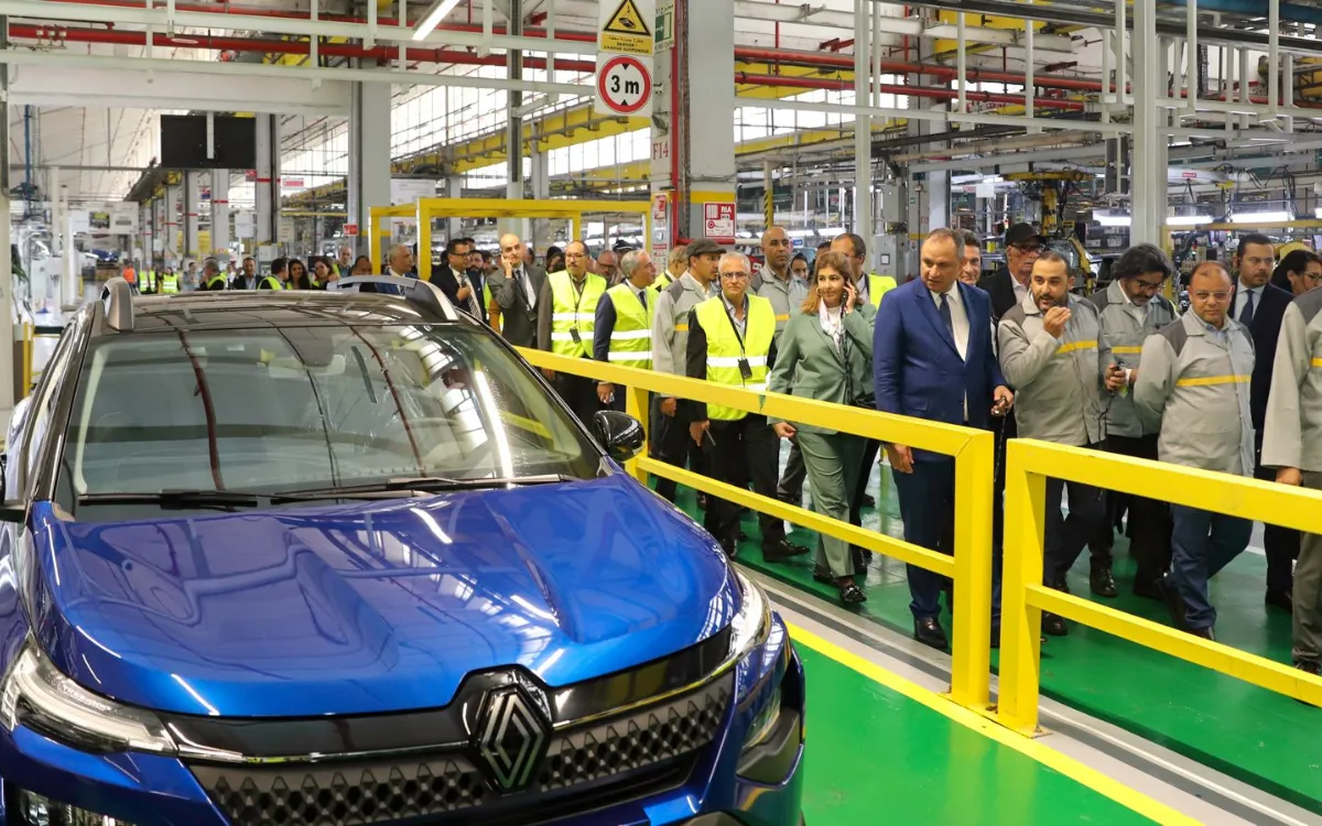 A pesar de un golpe duro en Marruecos, Renault sorprende con ingresos en fuerte alza