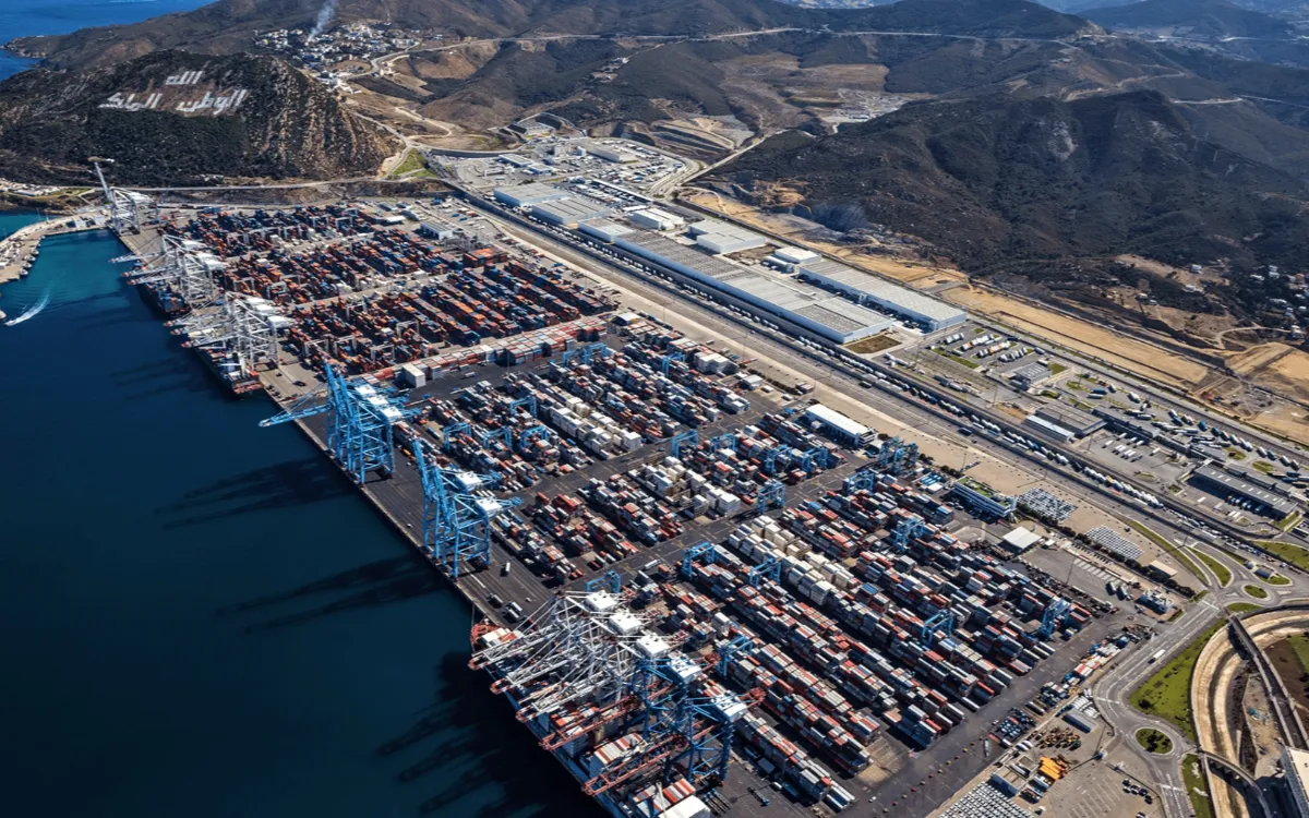 Los puertos españoles en ayuda de los puertos marroquíes