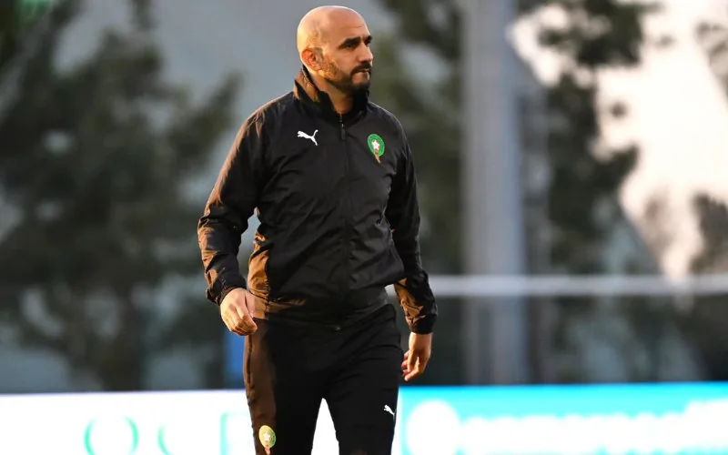 Regragui bajo presión : Zaki defiende al seleccionador marroquí ante críticas tras Copa África
