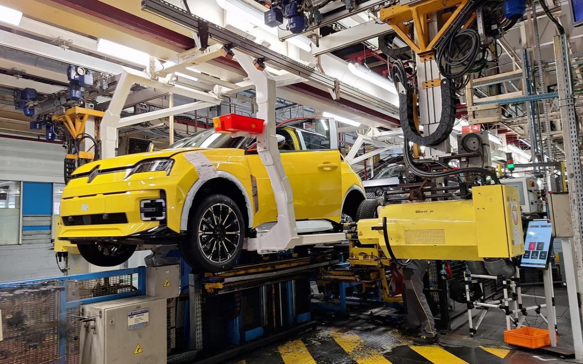 Renault : Marroquíes de refuerzo para producir el R5 en Douai