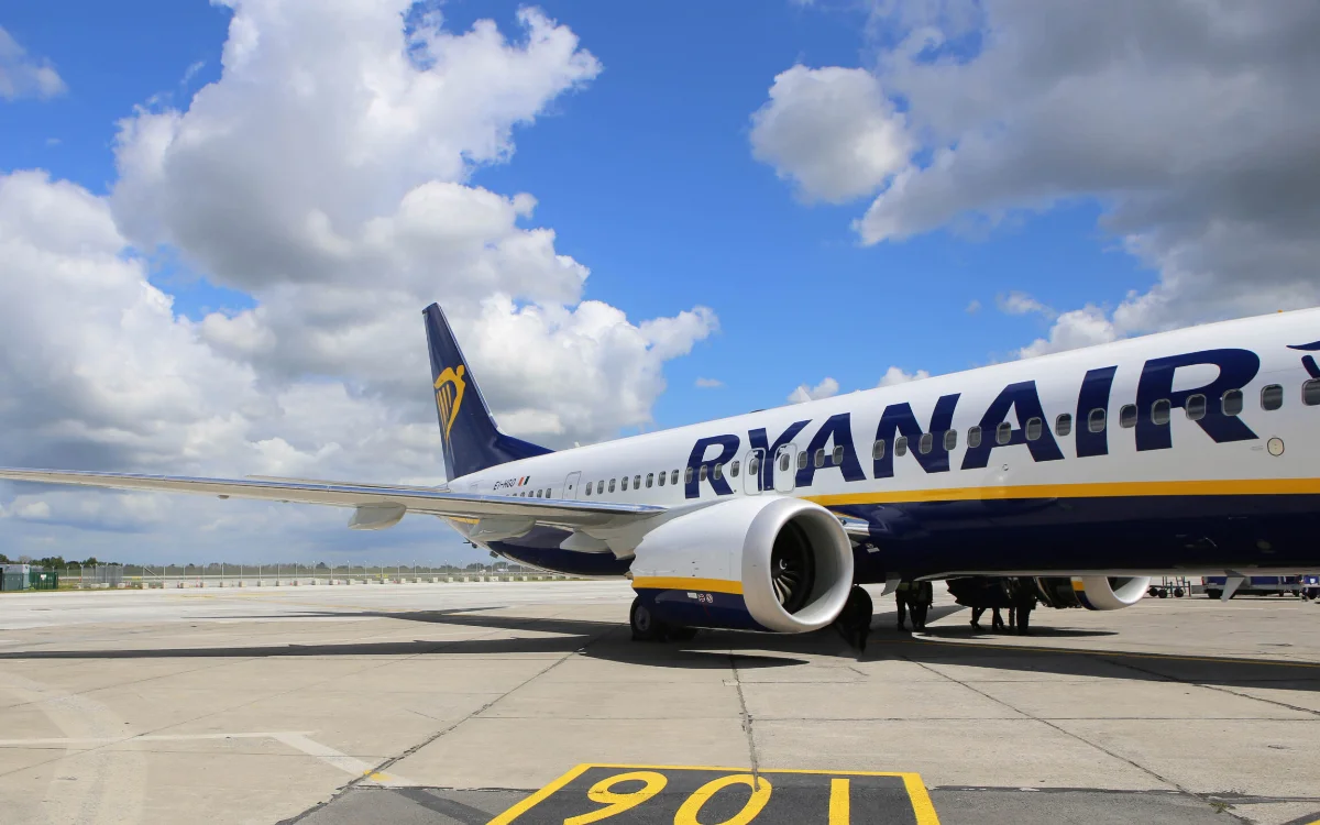 Ryanair pone fin a la ruta Clermont-Ferrand - Fez