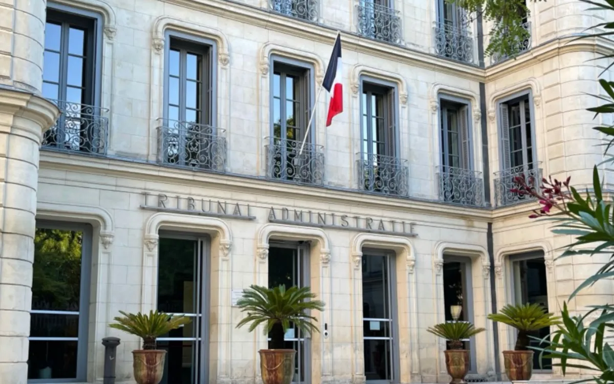 De simple empleado a subdirector : este marroquí obliga a Francia a regularizarlo