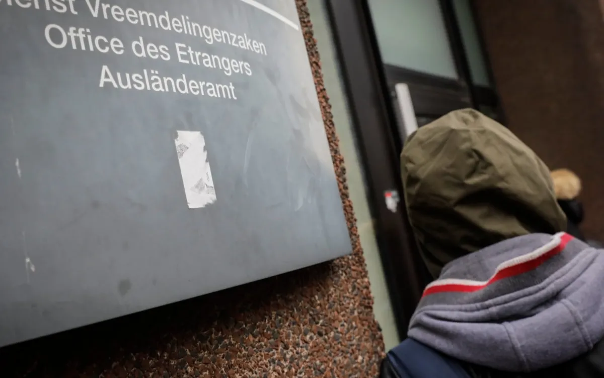 Su francés es demasiado bueno, Bélgica duda de su proyecto de estudios : anulado el rechazo de visado de un marroquí