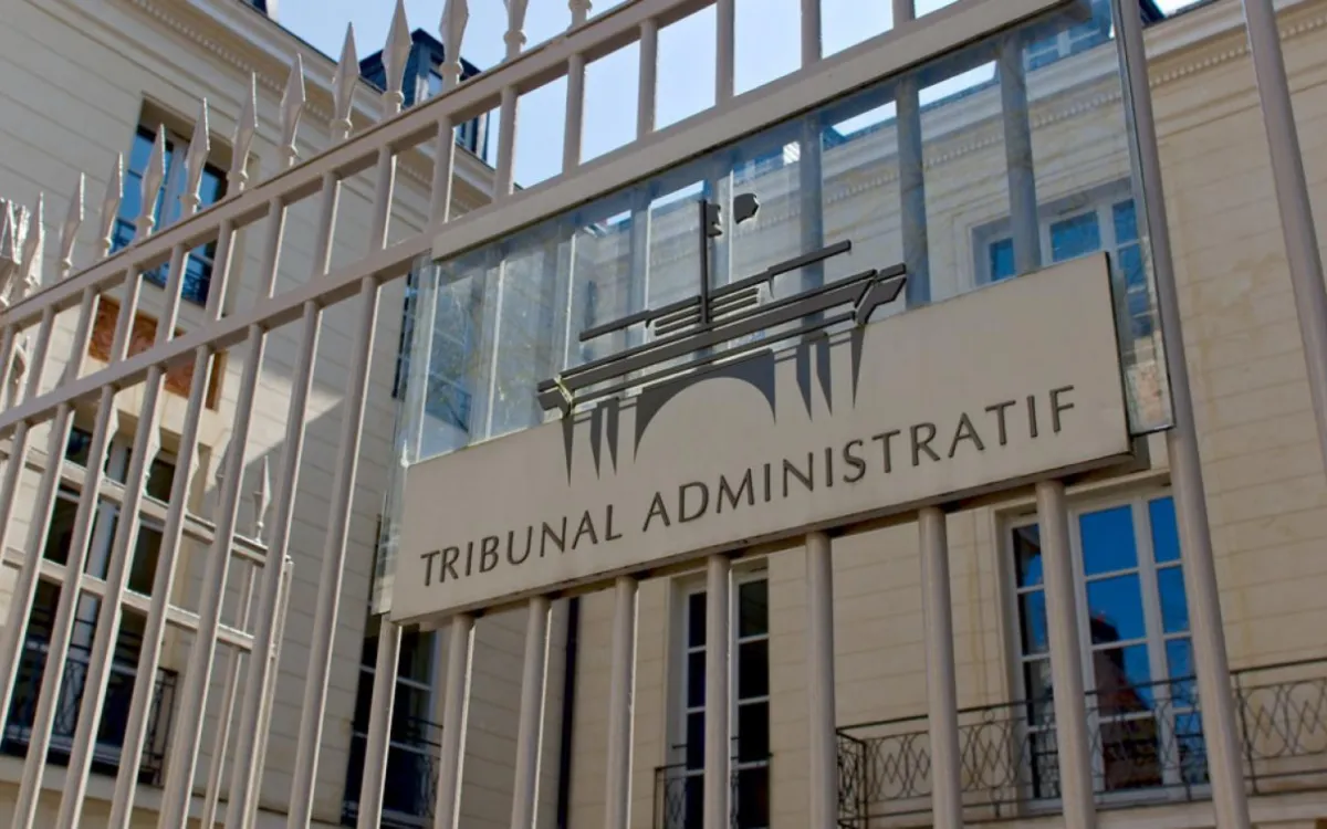 Su recibo caduca y este marroquí pierde su salario pese a tener un contrato indefinido de 3700 euros