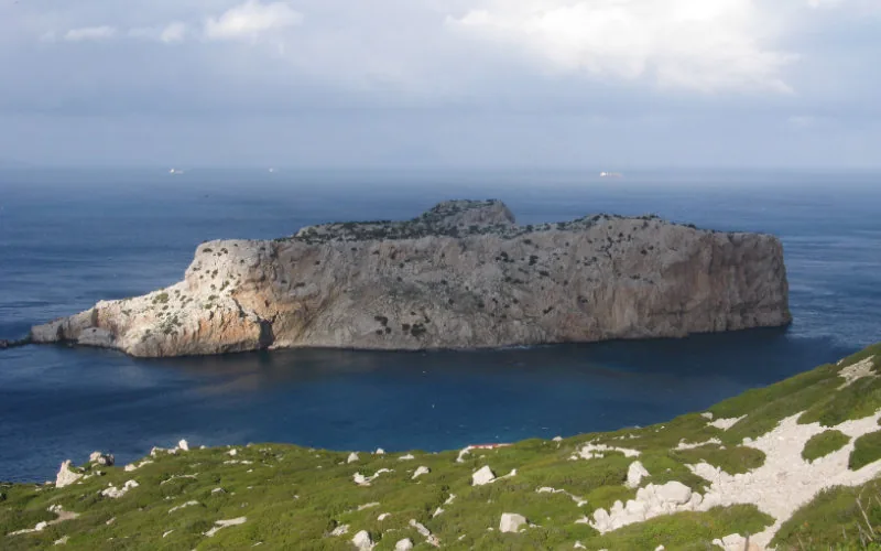 Tensión en el Estrecho : España despliega patrullero en Perejil, territorio disputado con Marruecos