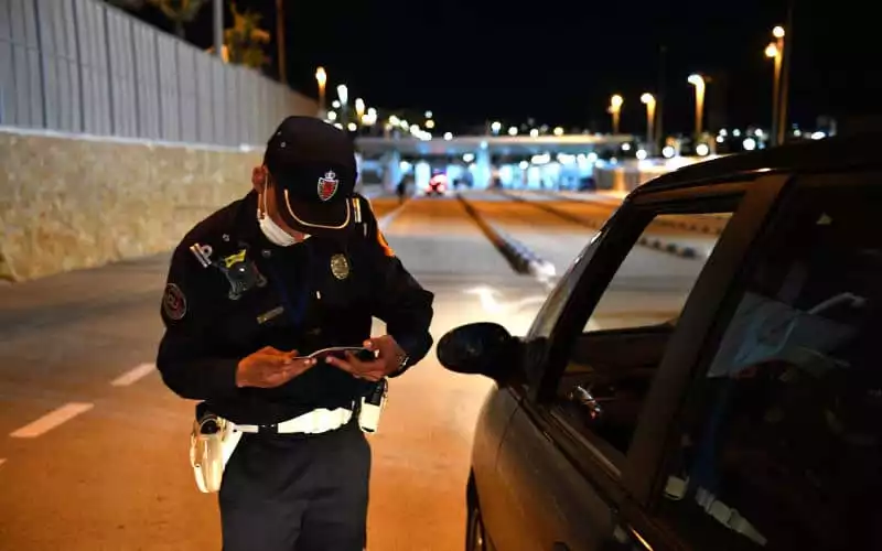Tensión en Tarajal : Marruecos bloquea el paso a Ceuta exigiendo visado Schengen