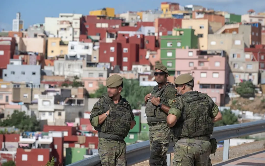 72.000 cruces desde Marruecos : España despliega la opción militar en Ceuta