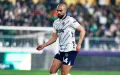 Amrabat desata polémica en Fenerbahçe : Lujo en Dubái mientras el equipo sufre