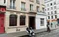 Crimen en París : Exmilitar buscado por asesinato de vigilante en robo de hotel social