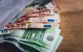 El dirham se fortalece frente al euro
